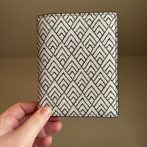 Fossil Handbags - Fossil Passport book holder wallet. Black and White